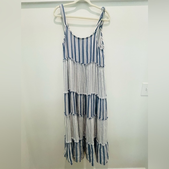 Fun, Flowy, Summer Dress by New Directions XL - Picture 3 of 9